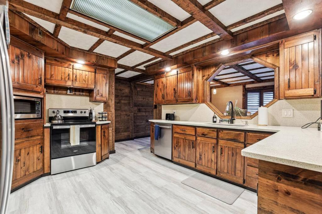 Luxury-Cabin Mount View *Gym*Game Room *Fire Place Lehighton Exterior foto